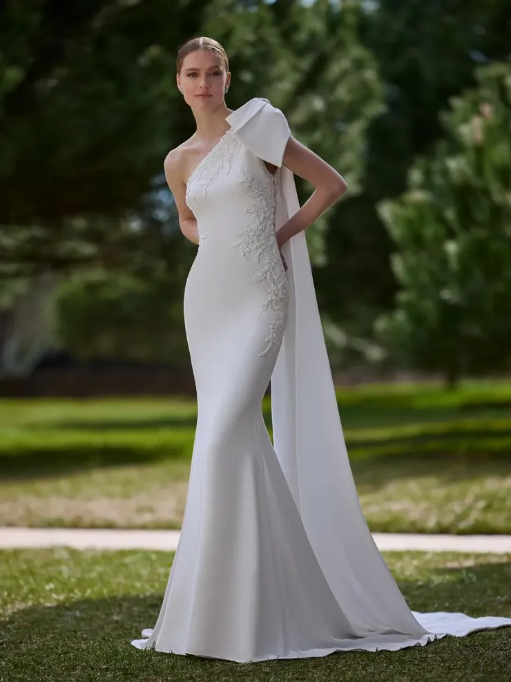 Pronovias #NEUA Default Thumbnail Image