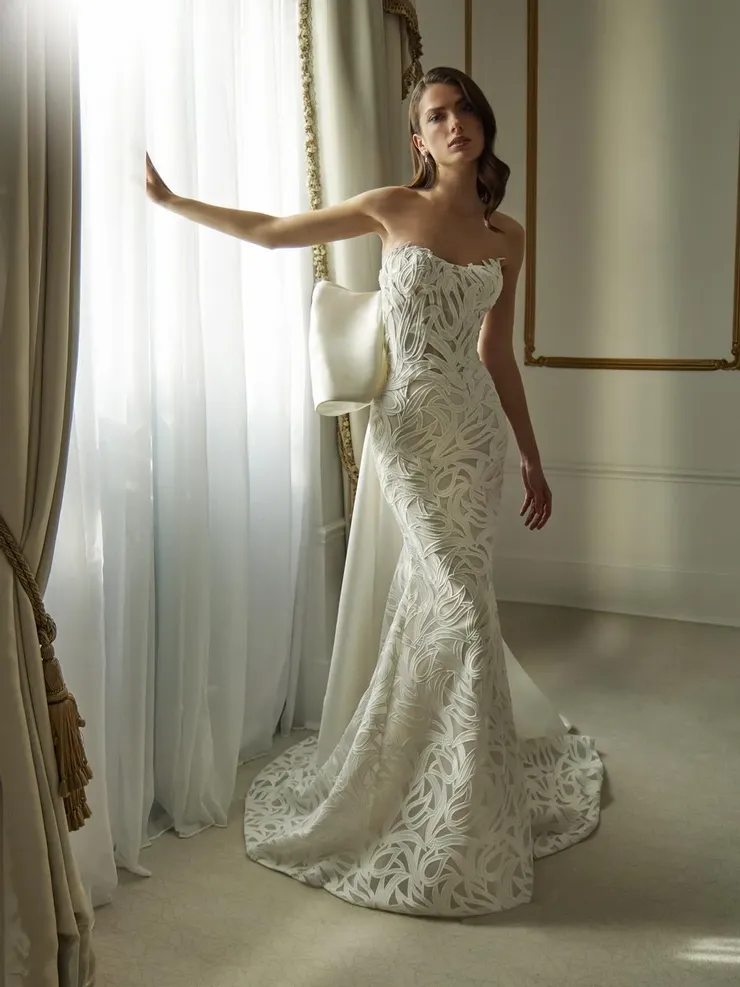 Pronovias Privee Style #DELIADES Default Thumbnail Image