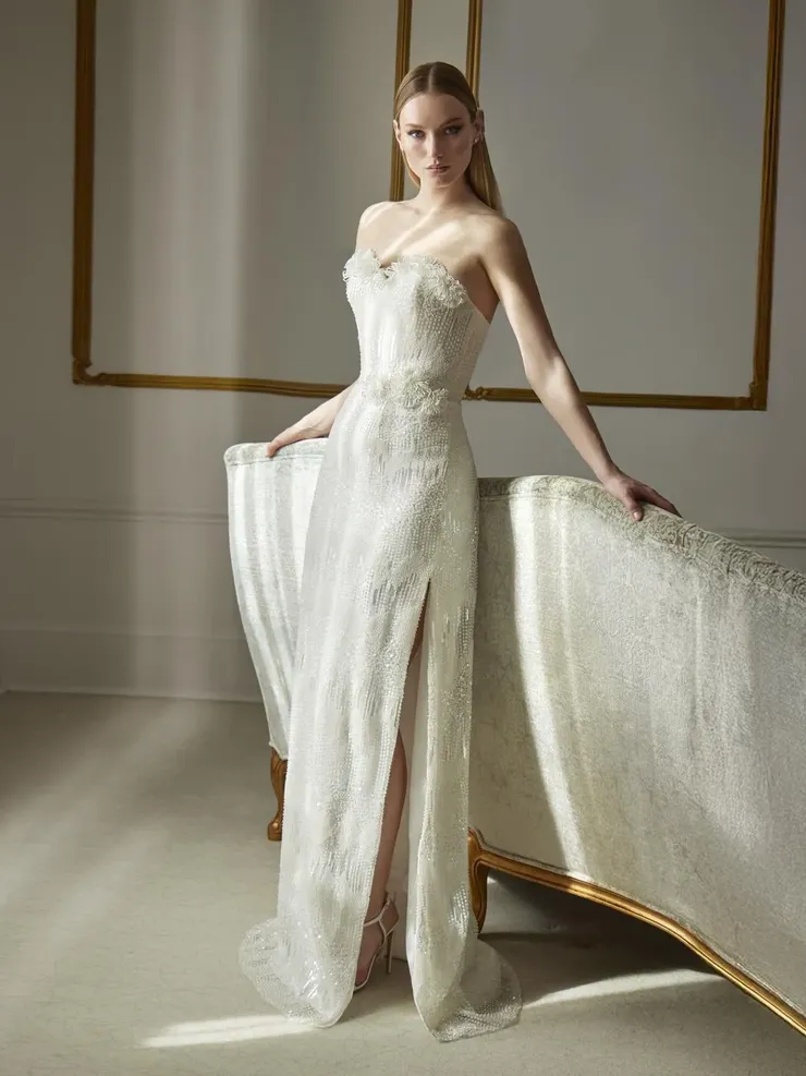 Privee by Pronovias EUNOSTE
