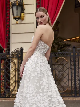Pronovias Privee Style #HYLLIS #3 backface vertical cropped thumbnail
