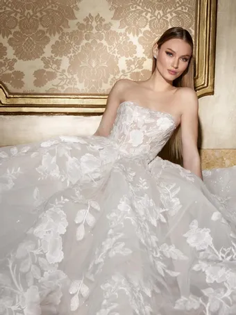 Pronovias Privee Style #IDAEA #2 frontface vertical cropped thumbnail