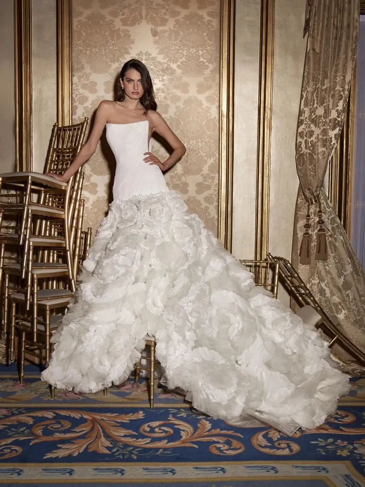 Pronovias Privee Style #PHOCIS Default Thumbnail Image