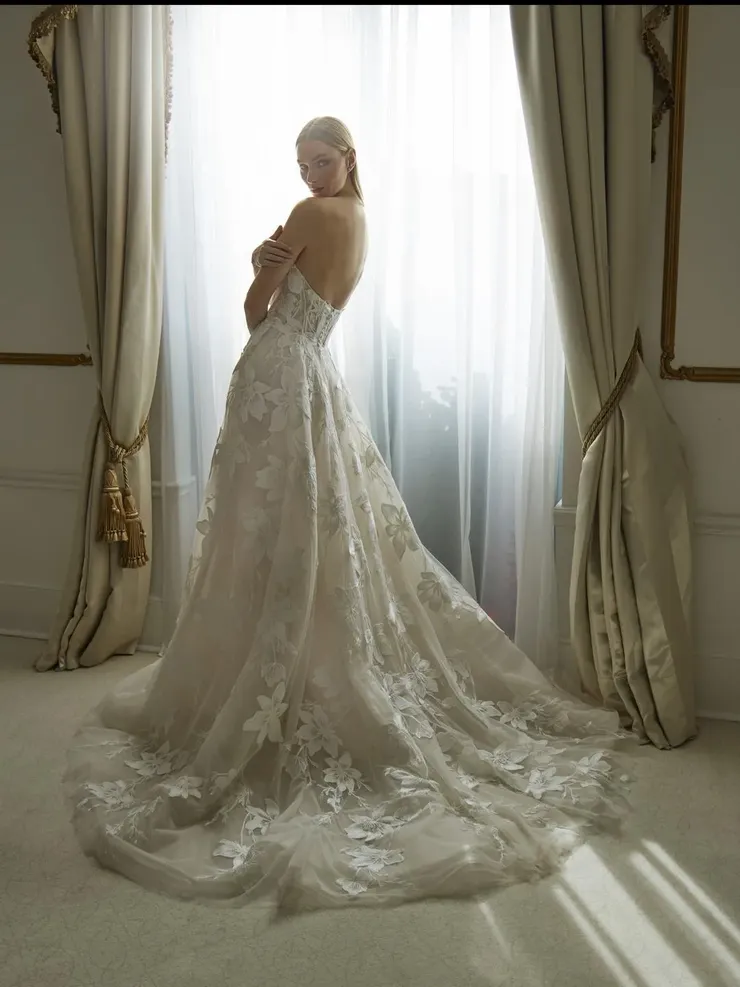 Privee by Pronovias SCHERIA