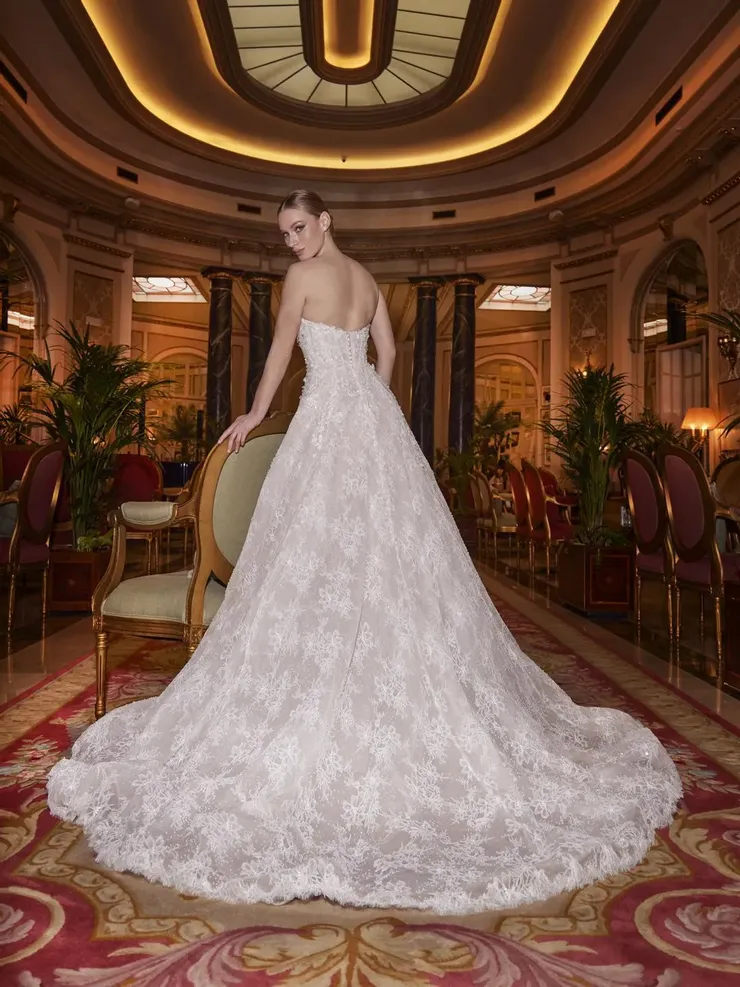 Privee by Pronovias SUFI