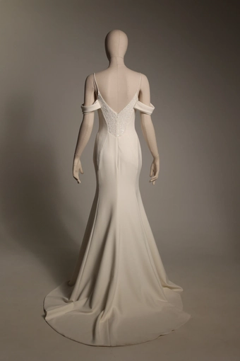 Milla Nova Style #Evangeline #3 default backface vertical thumbnail