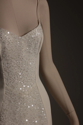 Milla Nova Style #Evangeline #4 frontface vertical cropped thumbnail