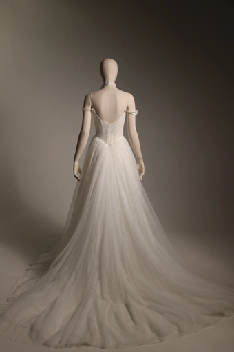 Milla Nova Style #Melisande #1 default backface vertical thumbnail