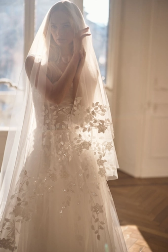 Milla Nova Style #Nereus Veil #0 default frontface vertical cropped thumbnail