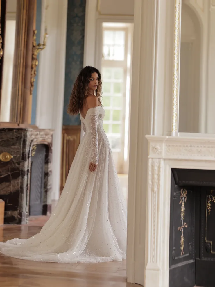 Wona Concept Backface Thumbnail Image