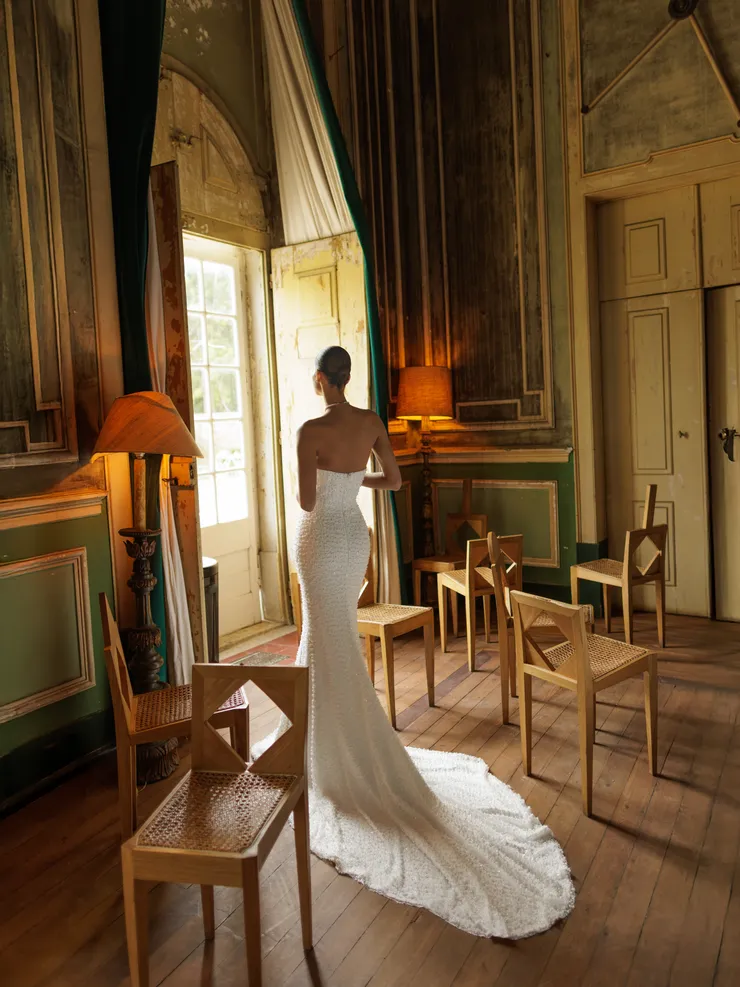 Wona Concept Backface Thumbnail Image