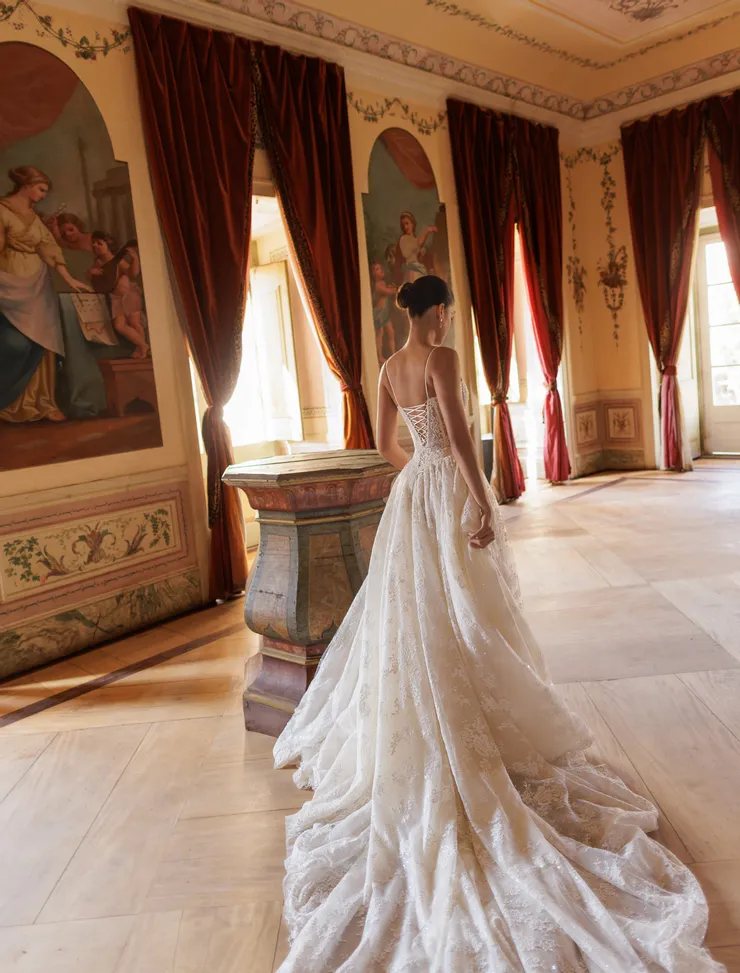 Wona Concept Backface Thumbnail Image