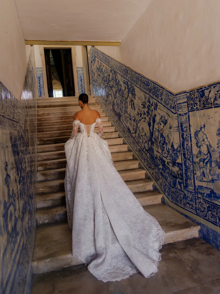 Wona Concept Backface Thumbnail Image