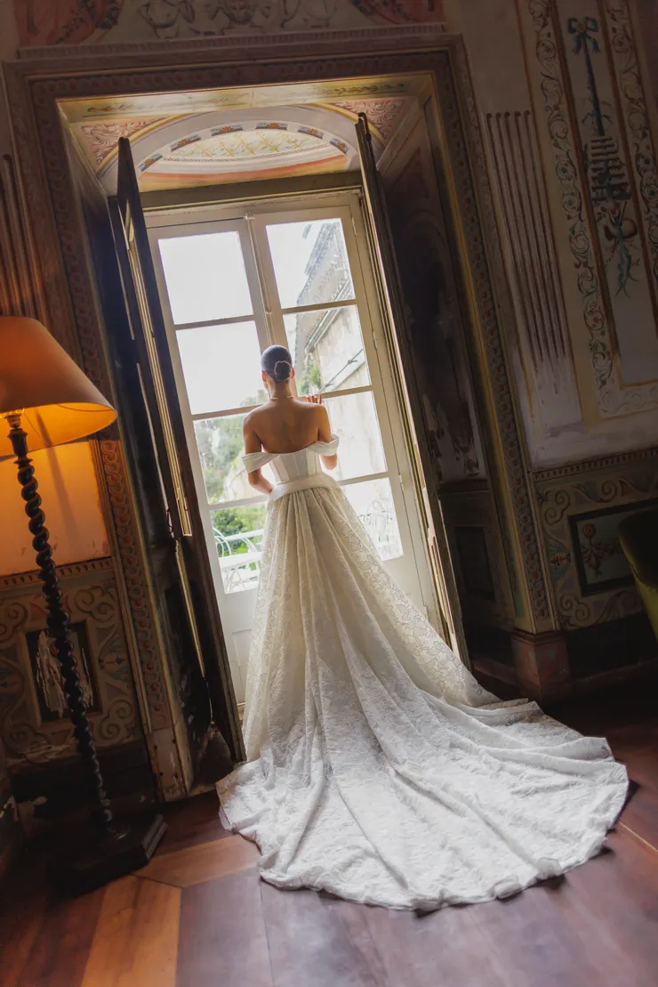 Wona Concept Backface Thumbnail Image