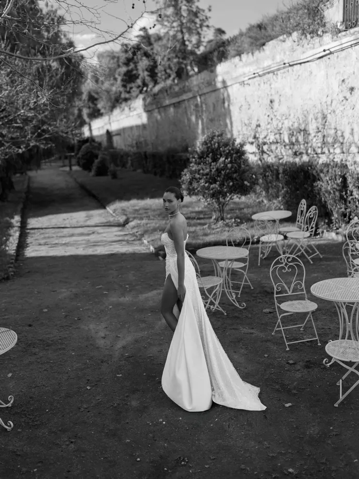 Wona Concept Backface Thumbnail Image