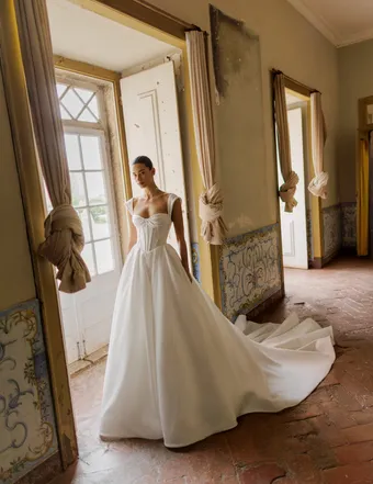 Wona Concept Sposa #0 default frontface vertical thumbnail