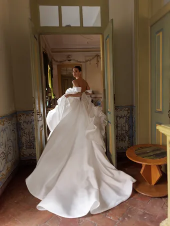 Wona Concept Sposa #1 default backface vertical thumbnail