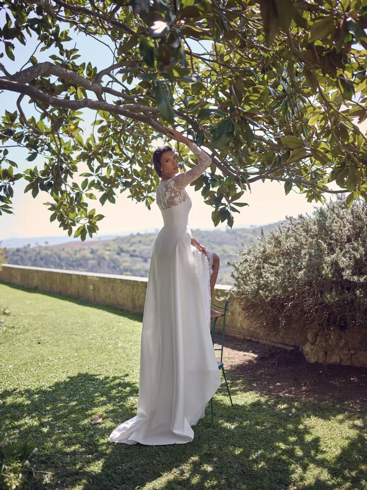 Wona Concept Backface Thumbnail Image