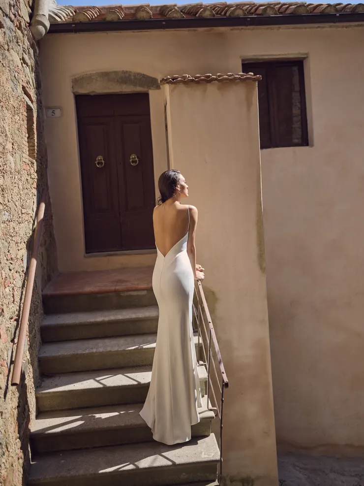 Wona Concept Backface Thumbnail Image