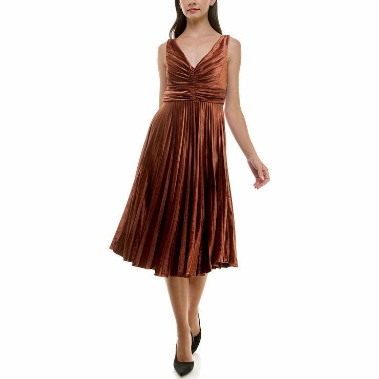 formal ball dresses Modern Evening Dresses Long Burgundy Off The Shoulder Evening Dress Lace Applique Heavy Beading Sash Floor Length Formal Evening Dress