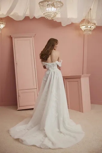 Ariamo Madioni #Fresque #1 default backface vertical thumbnail