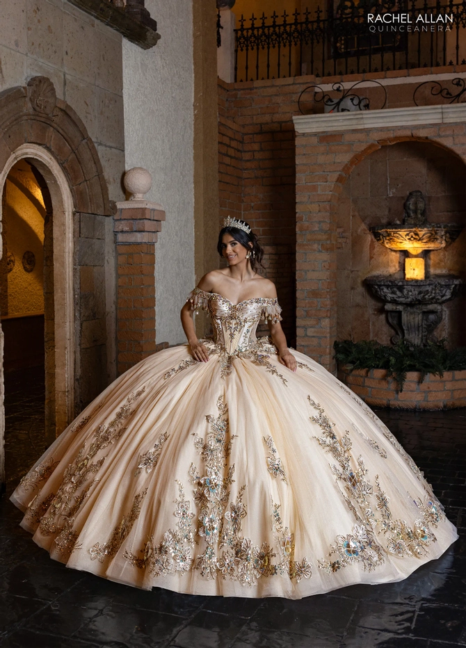 La Reina by Rachel Allan - RQ2228 | Henri's