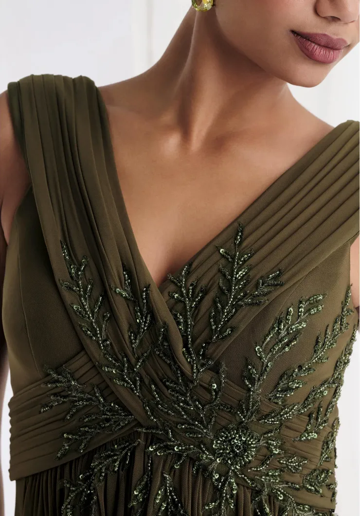 MGNY Style #73161 #6 frontface vertical cropped picture