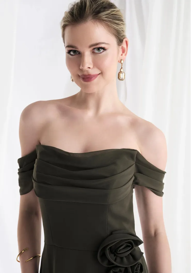 MGNY Style #73165 #8 frontface vertical cropped picture