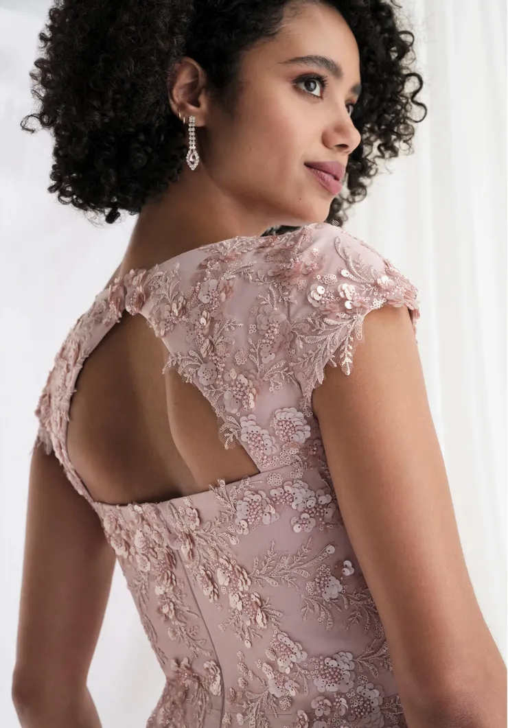 MGNY Style #73167 #5 backface vertical cropped picture