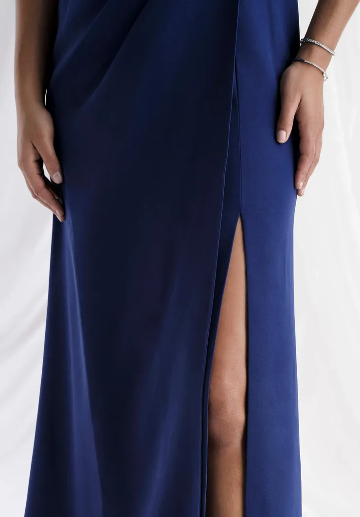 MGNY 73179 #7 frontface vertical cropped picture