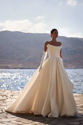 Milla Nova Coraline #0 default frontface vertical thumbnail