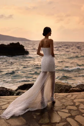 Milla Nova Style #Esme #2 default backface vertical thumbnail