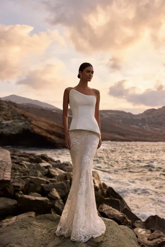 Milla Nova Style #Lucetta corset #1 frontface vertical thumbnail