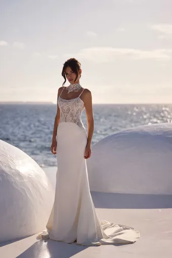 Milla Nova Style #Novira #0 default frontface vertical thumbnail