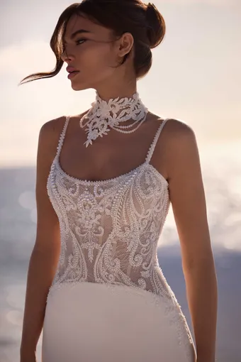 Milla Nova Style #Novira #2 frontface vertical cropped thumbnail