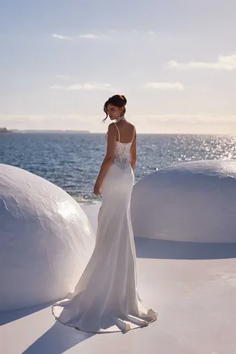 Milla Nova Style #Novira #1 default backface vertical thumbnail