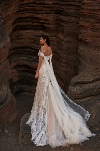 Milla Nova Style #Romiata #1 default backface vertical thumbnail