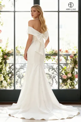 Abby Lane Style #97335W $1 vertical thumbnail