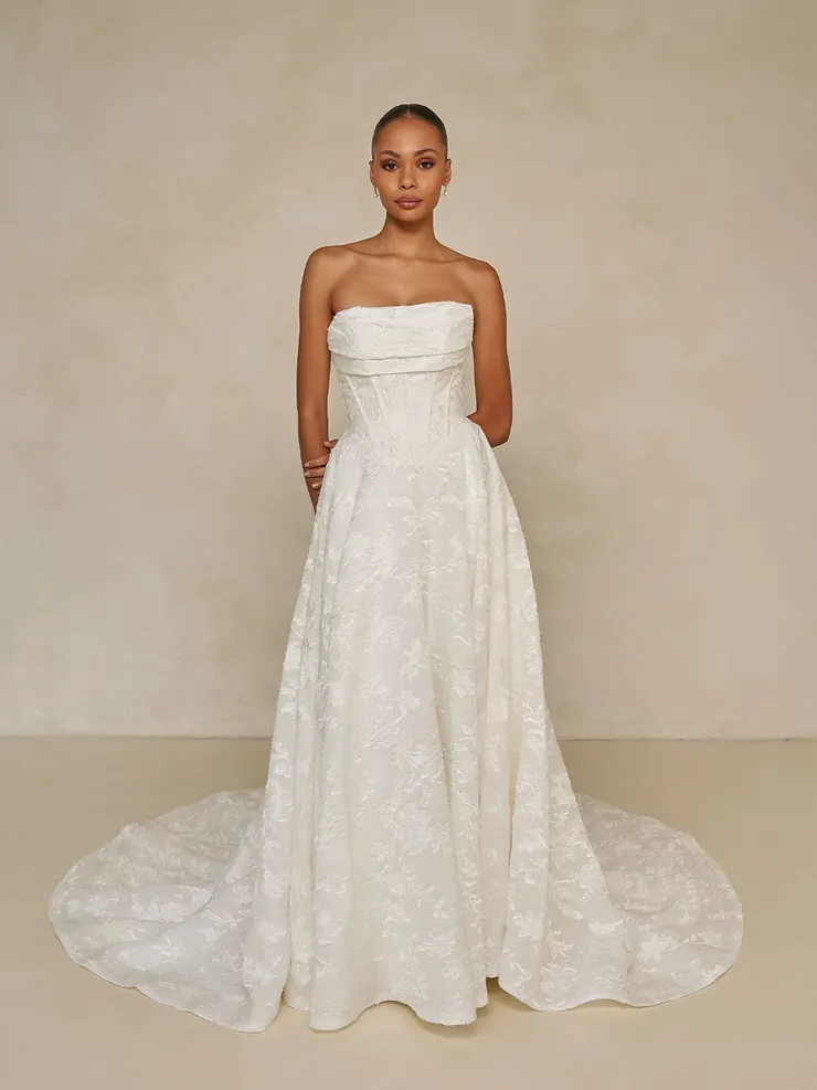 Madi Lane ML25725 #1 frontface vertical picture