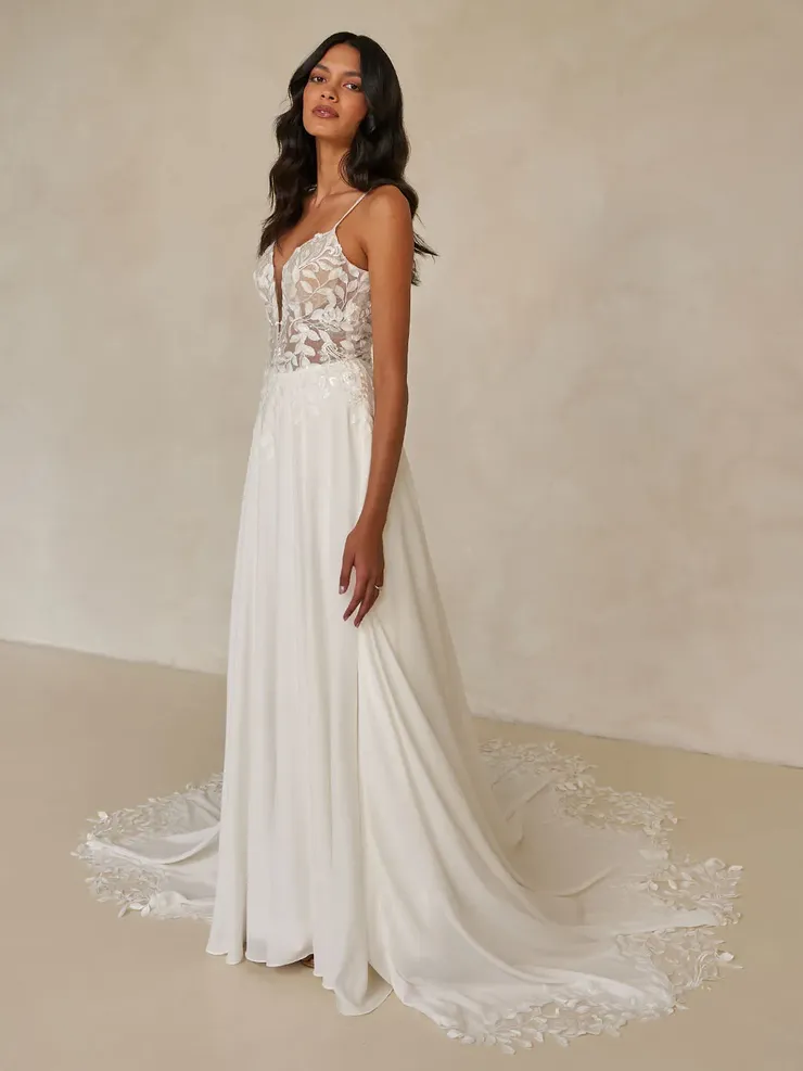 Madi Lane ML25940 #1 frontface vertical picture