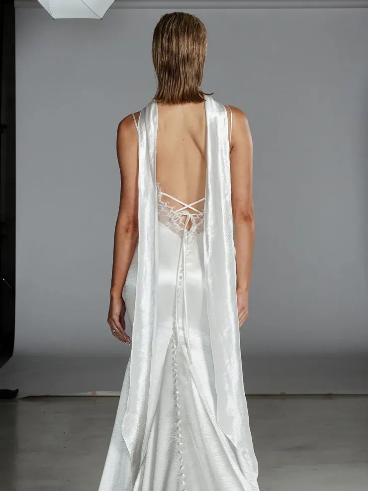 Evie Young EY655 #6 backface vertical cropped picture