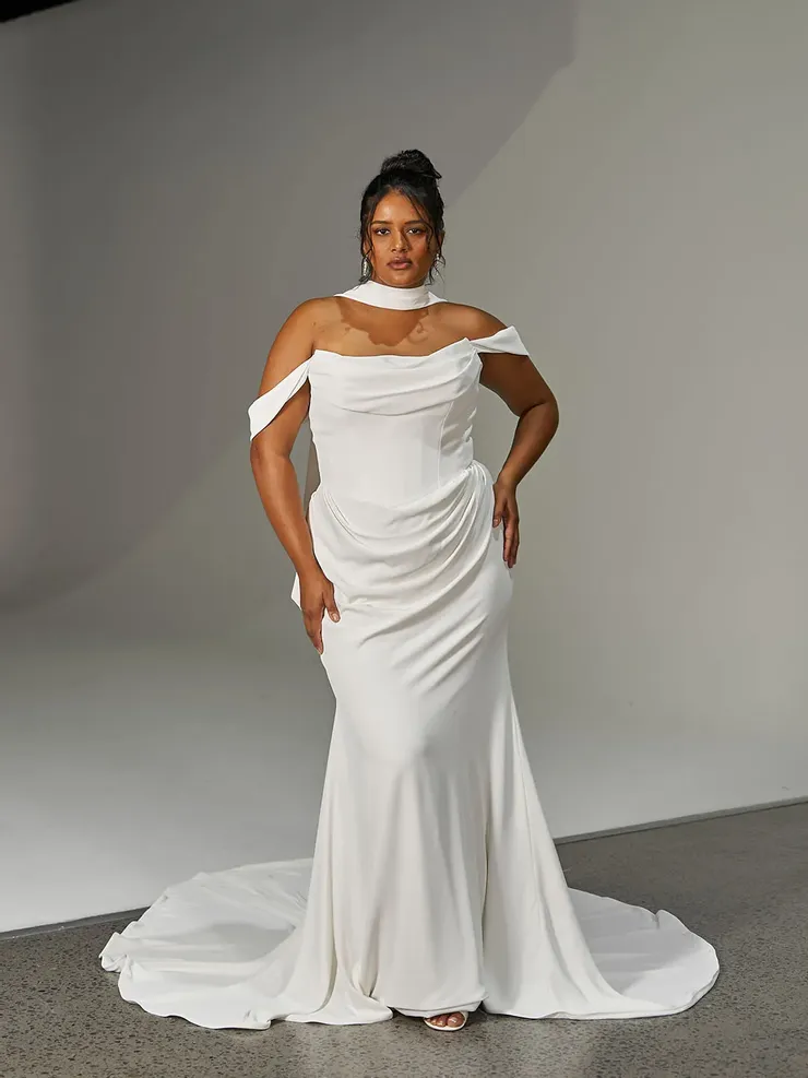 Evie Young EY670 #1 frontface vertical picture