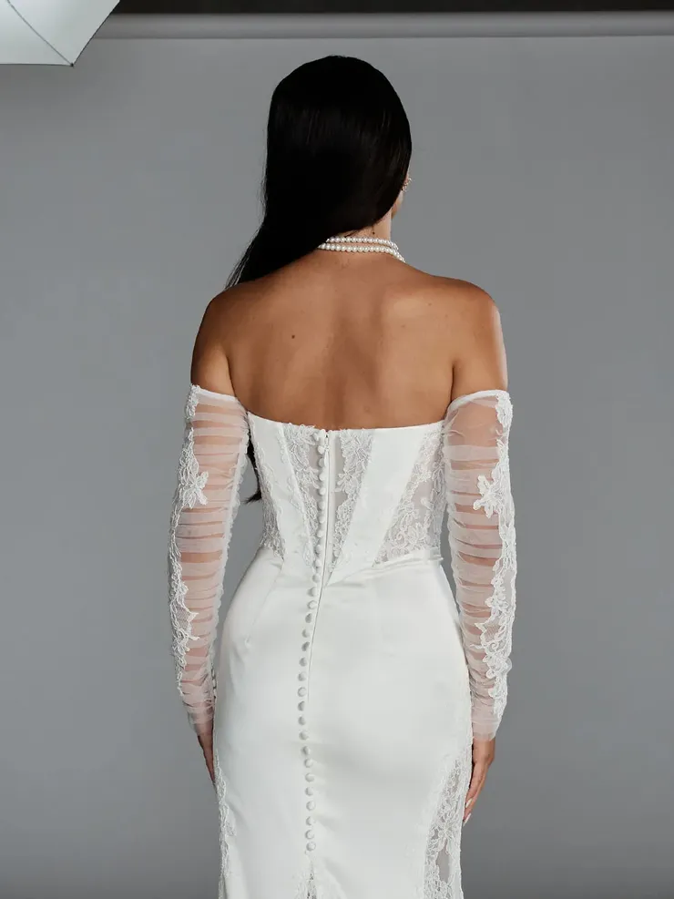 Evie Young EY673 #11 backface vertical cropped picture