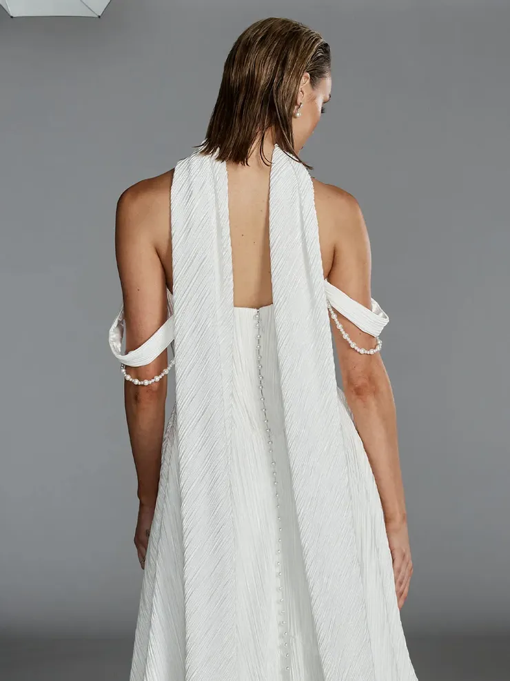 Evie Young EY685 #8 backface vertical cropped picture