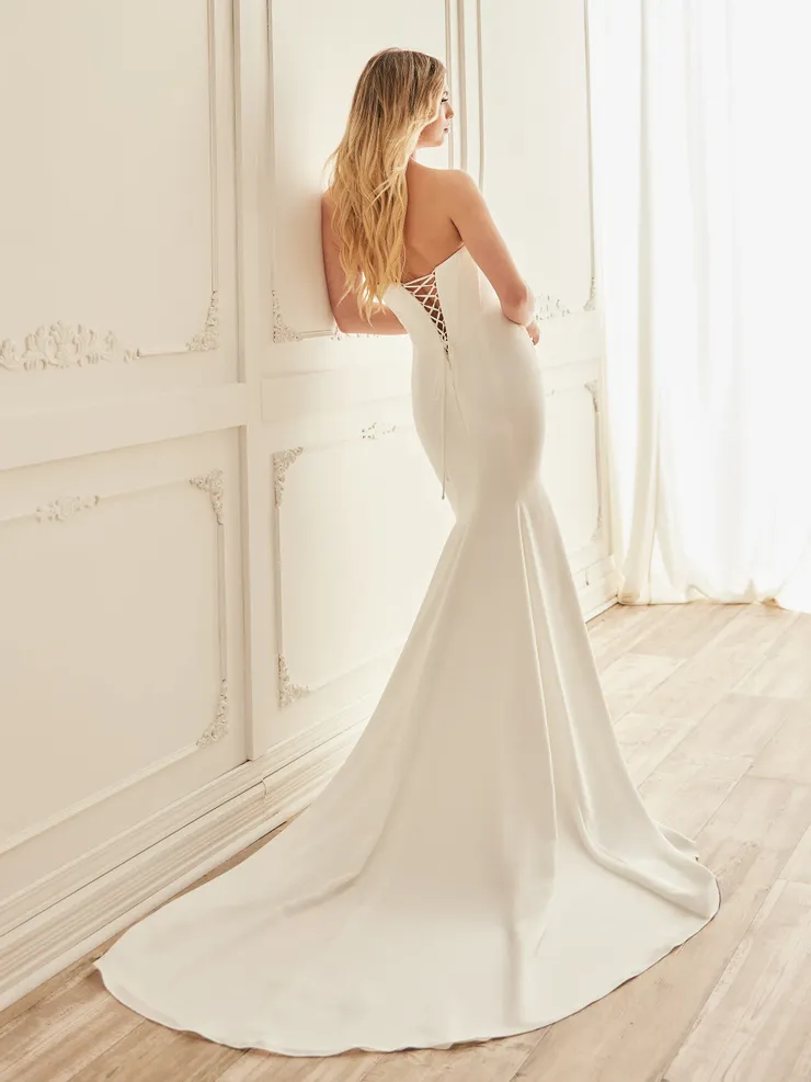 Mikaella M2562
