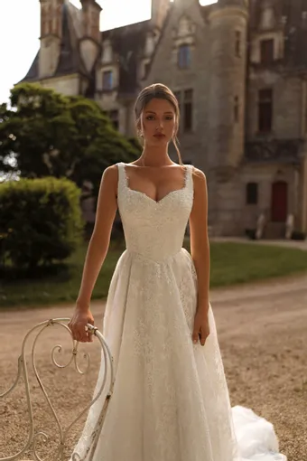 Katy Corso Kara #6 frontface vertical cropped thumbnail