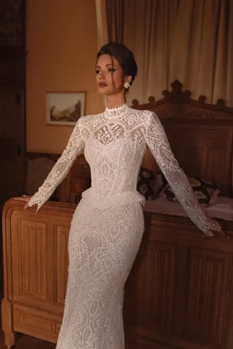 Katy Corso Lotus #3 frontface vertical cropped thumbnail