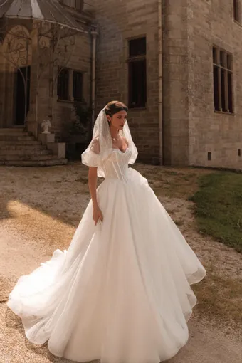 Katy Corso Luis #1 frontface vertical thumbnail