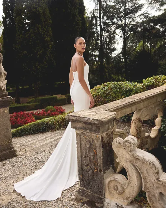 Justin Alexander Style #88435 #5 backface vertical cropped picture