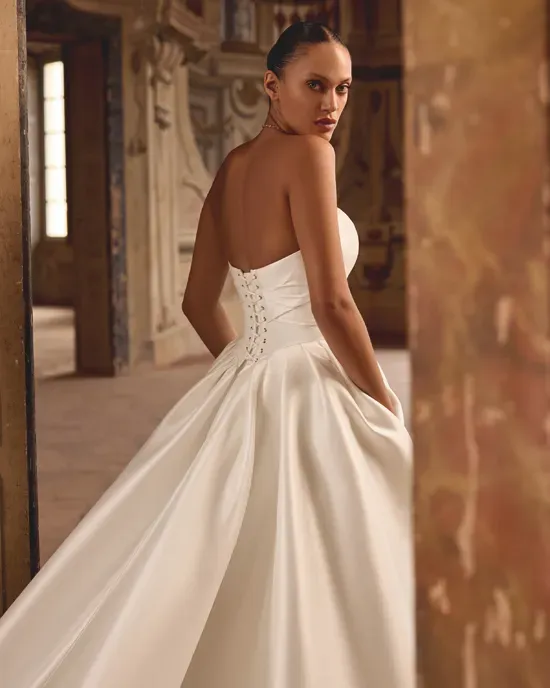 Justin Alexander Style #88436 #8 backface vertical cropped picture