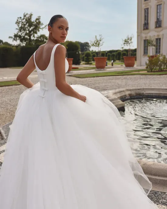 Justin Alexander Style #88444 #8 backface vertical cropped picture